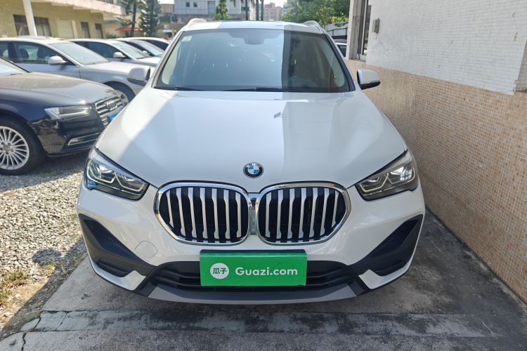 BMW X1 2020 #3 BMW X1 2020 car image #3