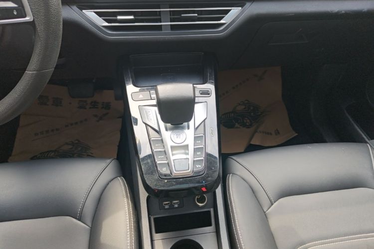 BYD Yuan New Energy 2019 #14 BYD Yuan New Energy 2019 car image #14