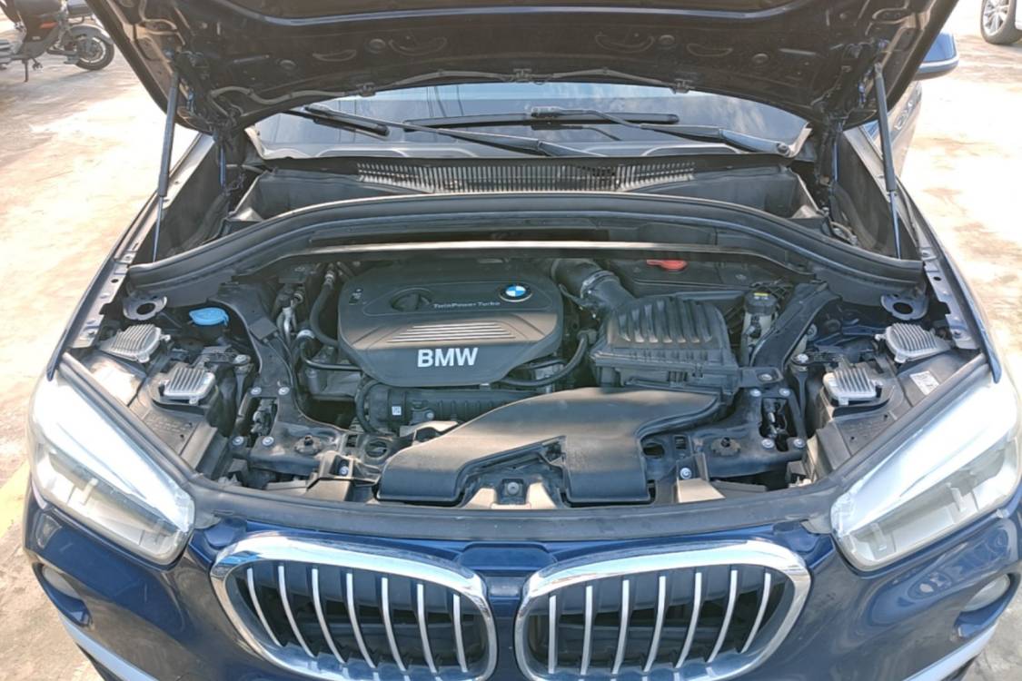 BMW X1 2018 immagine di auto #10