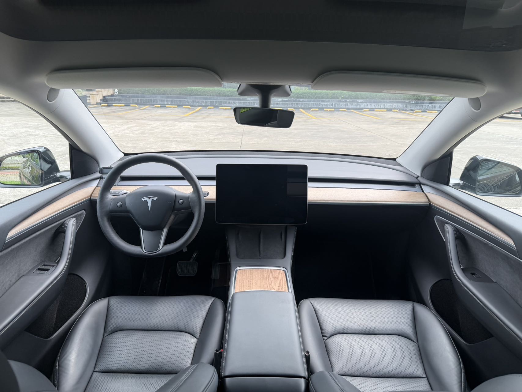 Tesla Model Y 2021 #5 Tesla Model Y 2021 car image #5