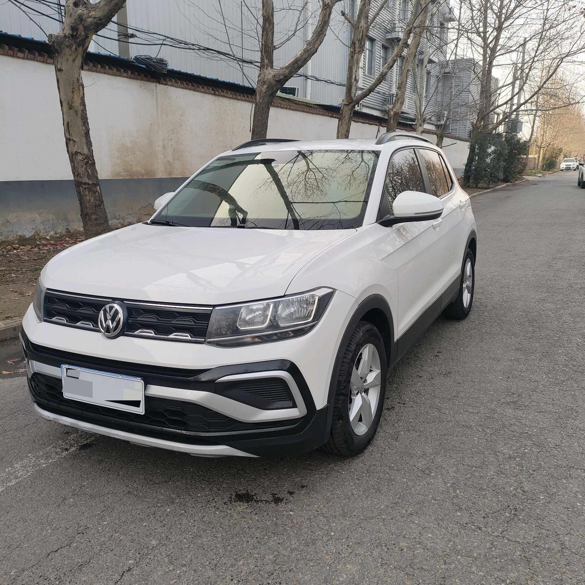 Volkswagen T-Cross 2020 immagine di auto 