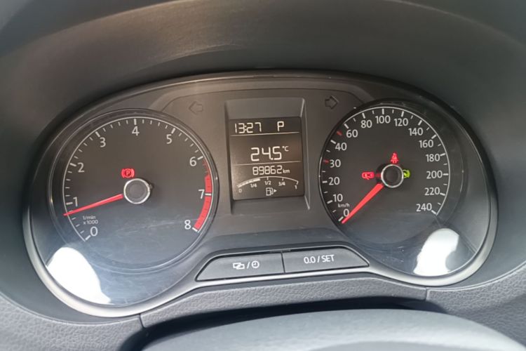 Volkswagen Polo 2017 #12 Volkswagen Polo 2017 car image #12
