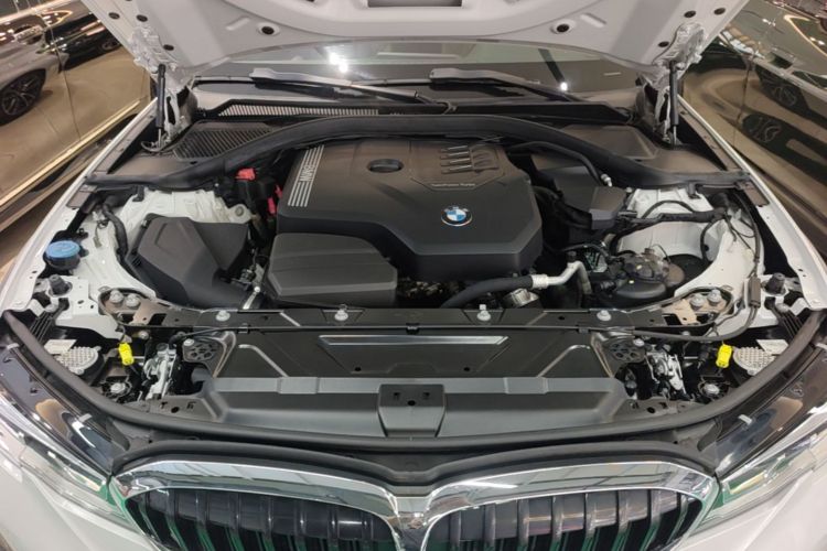 BMW 3 Series 2021 #22 BMW 3 Series 2021 immagine di auto #22