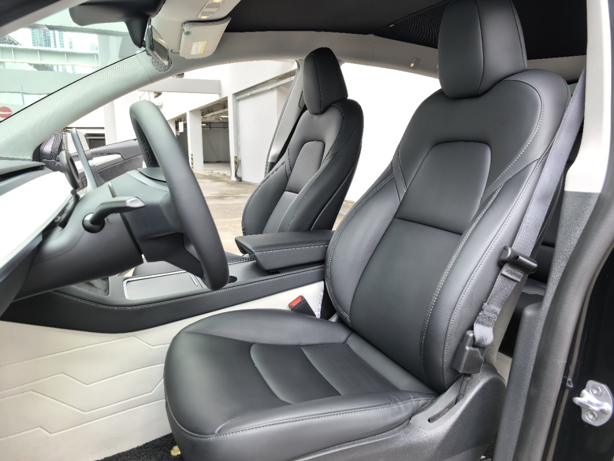 Tesla Model Y 2023 #5 Tesla Model Y 2023 car image #5