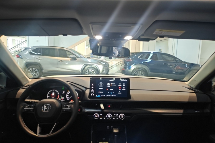 Honda CR-V 2023 imagen de coche #10