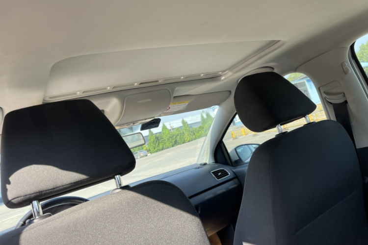 Volkswagen Polo 2016 car image #14