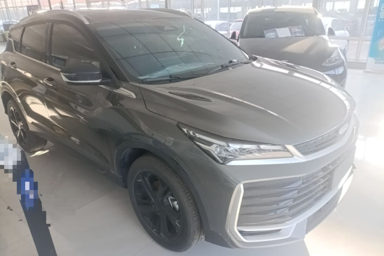 GEELY Coolray 2025 #4 GEELY Coolray 2025 car image #4