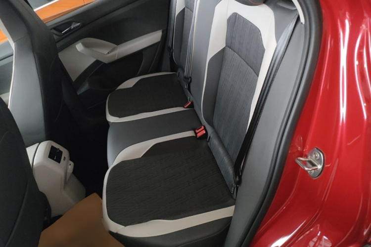 Volkswagen T-Cross 2021 #17 Volkswagen T-Cross 2021 immagine di auto #17