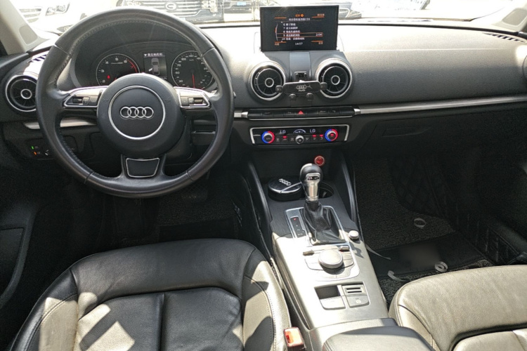 Audi A3 2015 car image #10