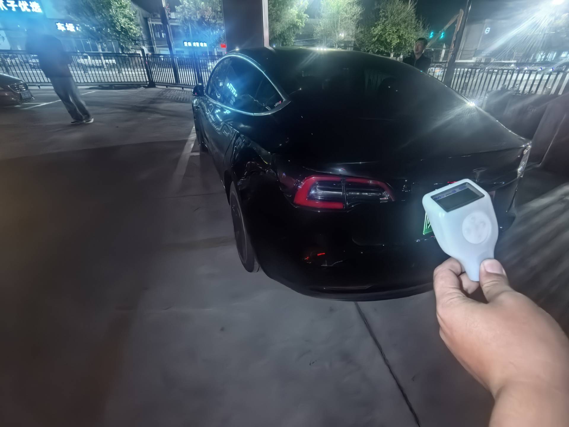 Tesla Model 3 2020 صورة سيارة #4