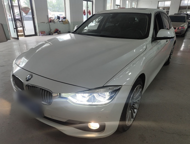 BMW 3 Series 2019 car image 