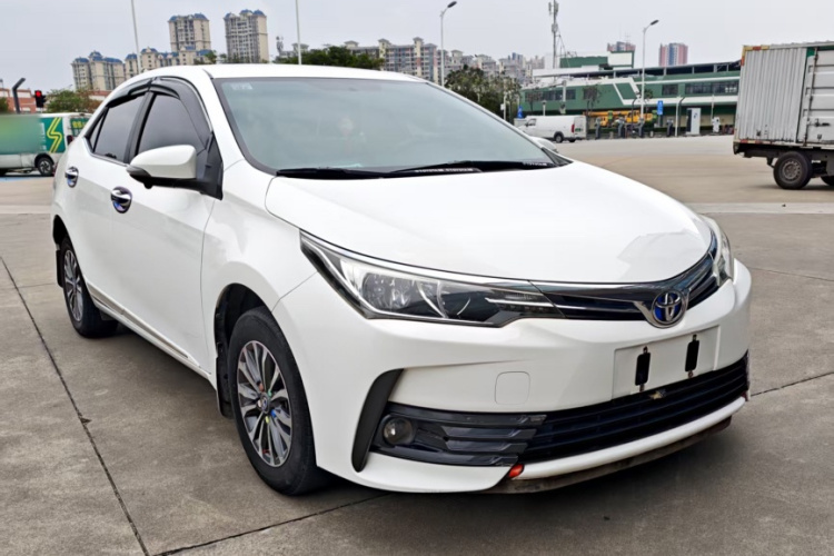 Toyota Corolla 2018 #14 Toyota Corolla 2018 car image #14