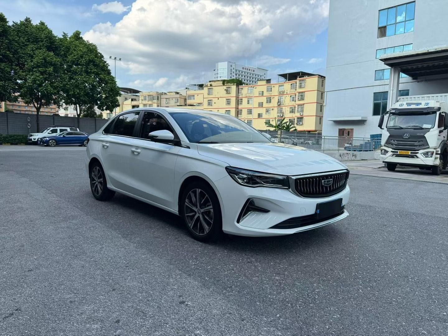 GEELY Emgrand 2022 #3 GEELY Emgrand 2022 car image #3