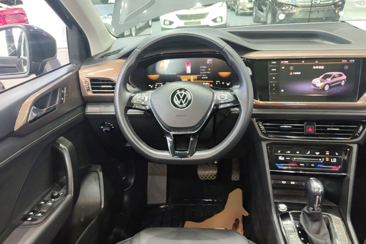 Volkswagen Tharu 2022 #11 Volkswagen Tharu 2022 car image #11