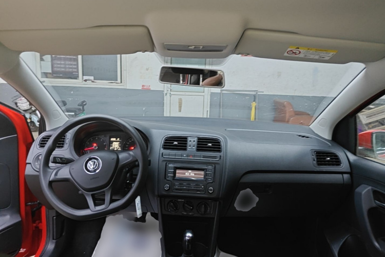 Volkswagen Polo 2018 car image #10