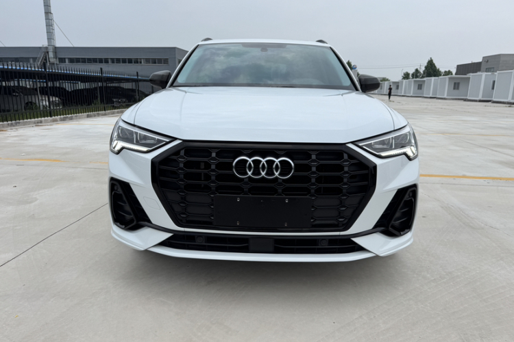 Audi Q3 2022 #5 Audi Q3 2022 car image #5