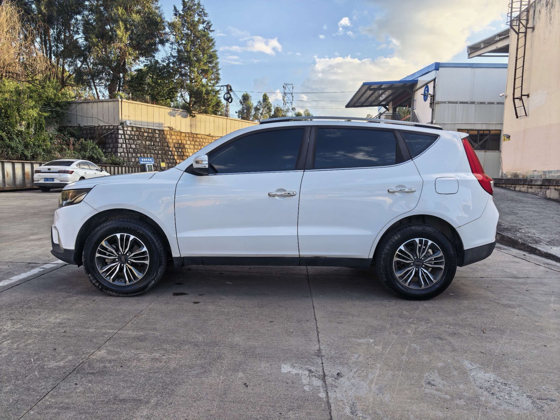 GEELY Vision X6 2017 #3 GEELY Vision X6 2017 imagen de coche #3
