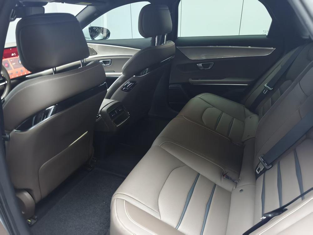 BYD Han 2021 car image #9