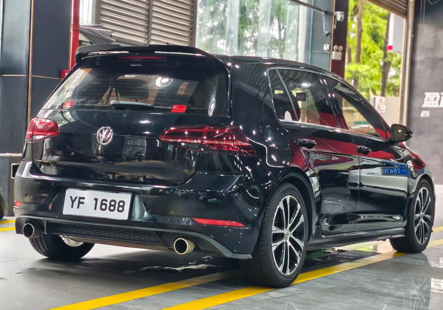 Volkswagen Golf 2020 car image #7