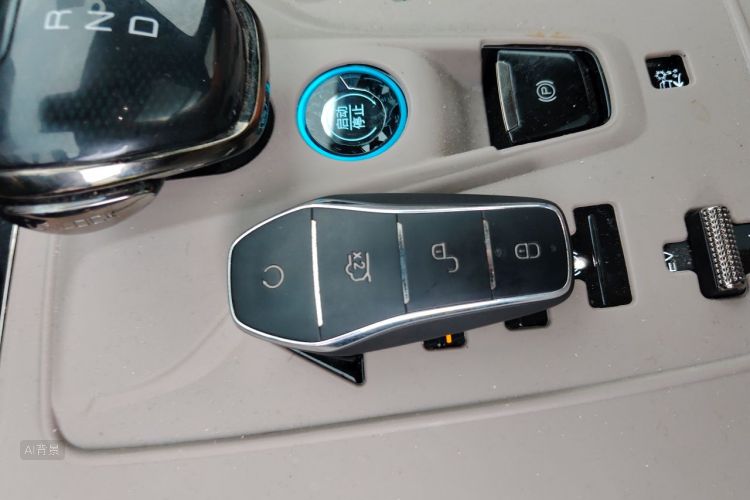 BYD Han 2024 car image #10