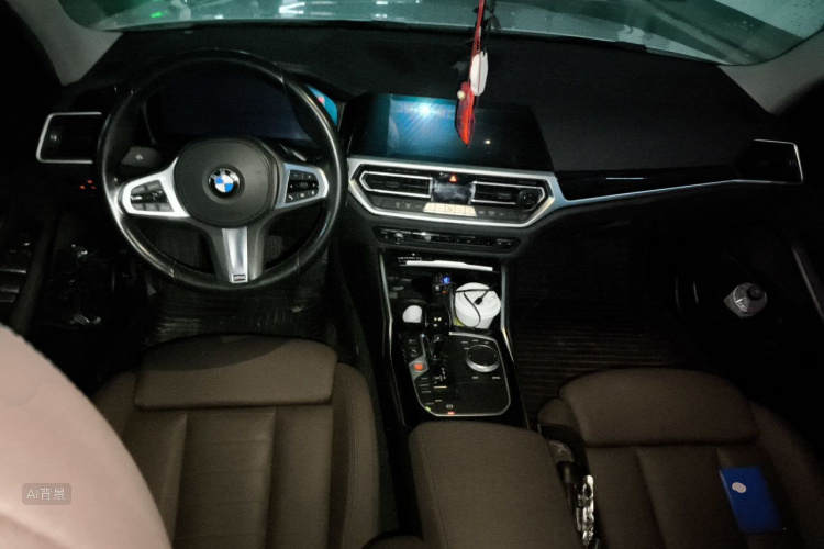 BMW 3 Series 2020 car image #11