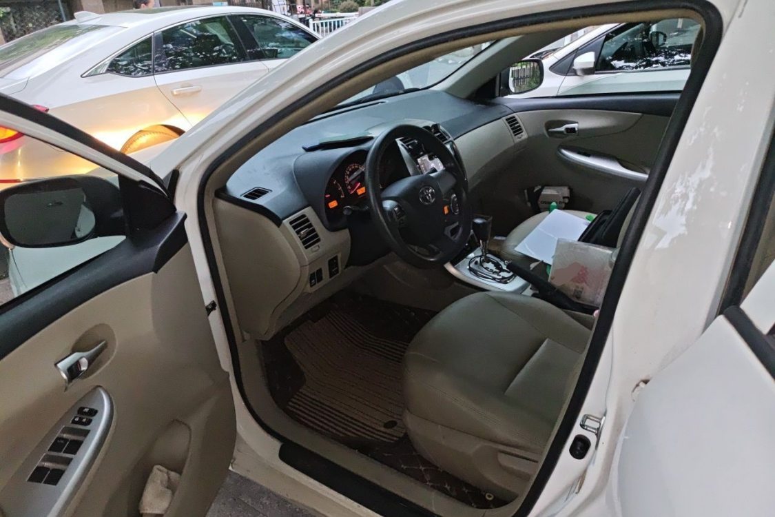 Toyota Corolla 2012 car image #23