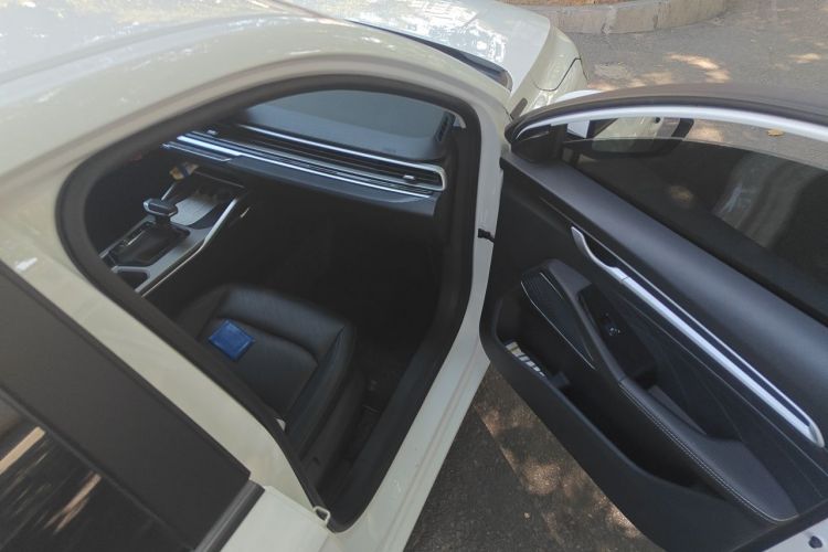 GEELY Emgrand 2023 car image #25