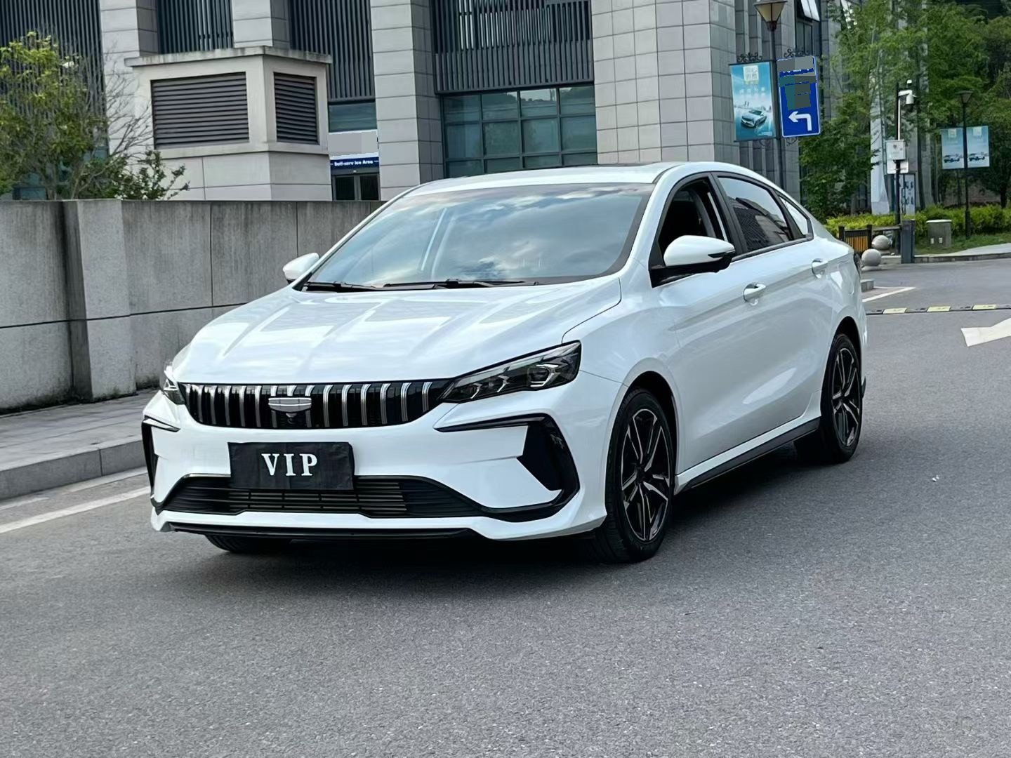 GEELY Binray 2025 car image 