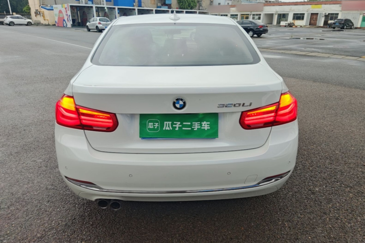 BMW 3 Series 2017 #6 BMW 3 Series 2017 car image #6