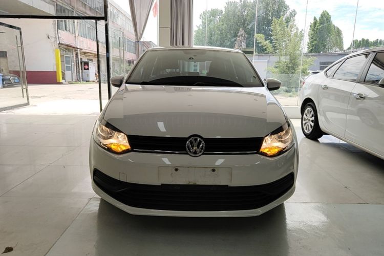 Volkswagen Polo 2015 #3 Volkswagen Polo 2015 car image #3