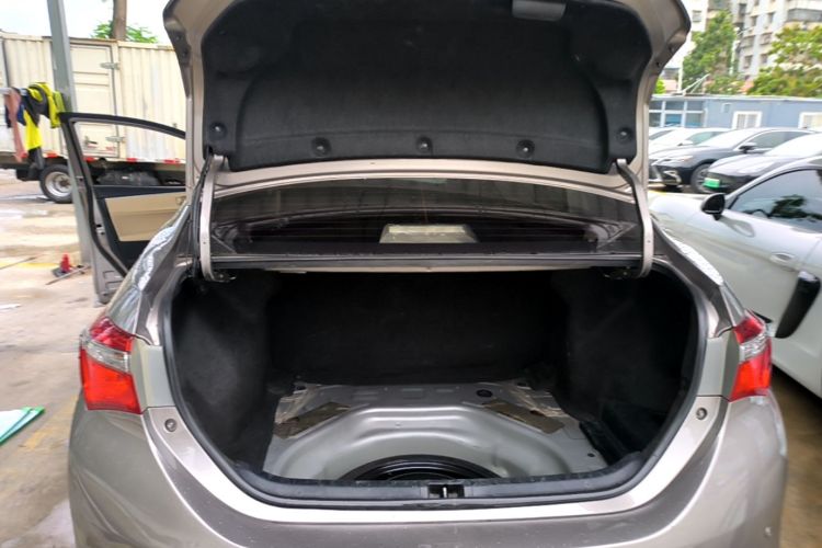 Toyota Corolla 2017 #21 Toyota Corolla 2017 car image #21