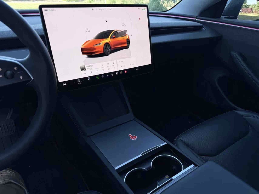 Tesla Model 3 2024 #11 Tesla Model 3 2024 car image #11
