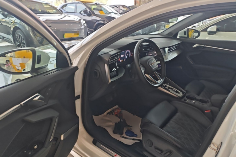 Audi A3 2025 imagen de coche #16