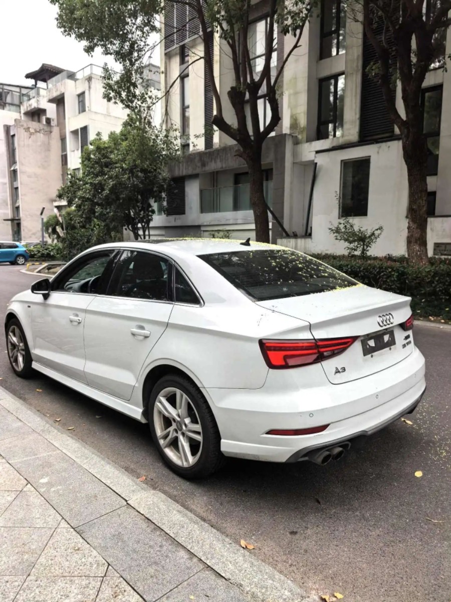 Audi A3 2019 صورة سيارة #9