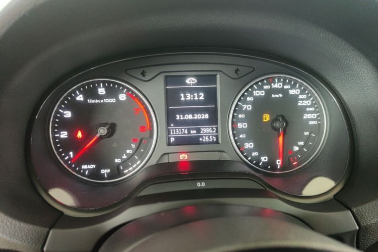 Audi A3 2016 car image #12