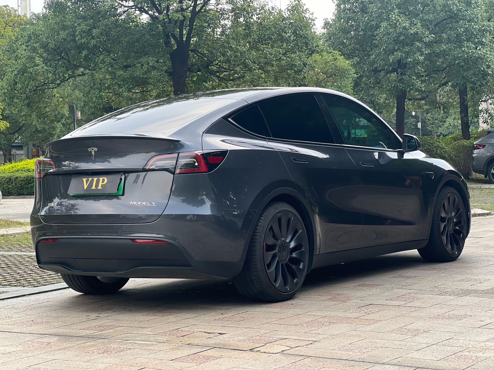 Tesla Model Y 2022 car image #7