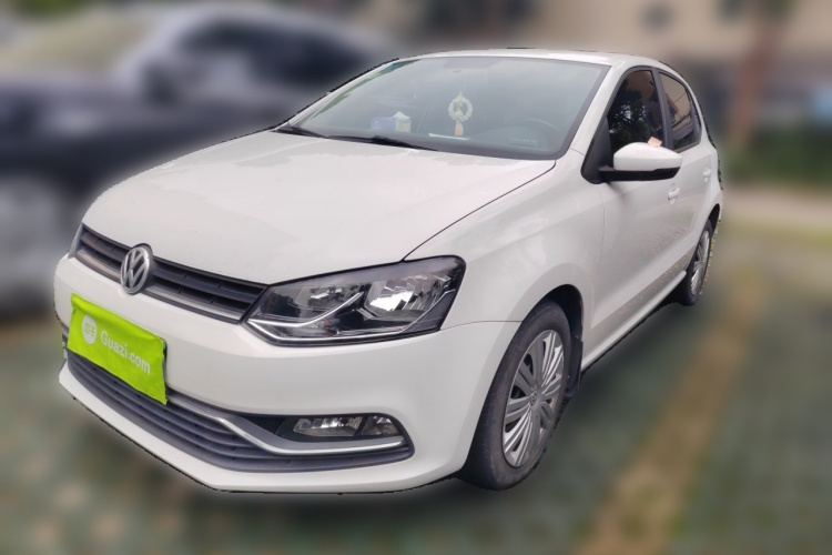 Volkswagen Polo 2018 car image #2