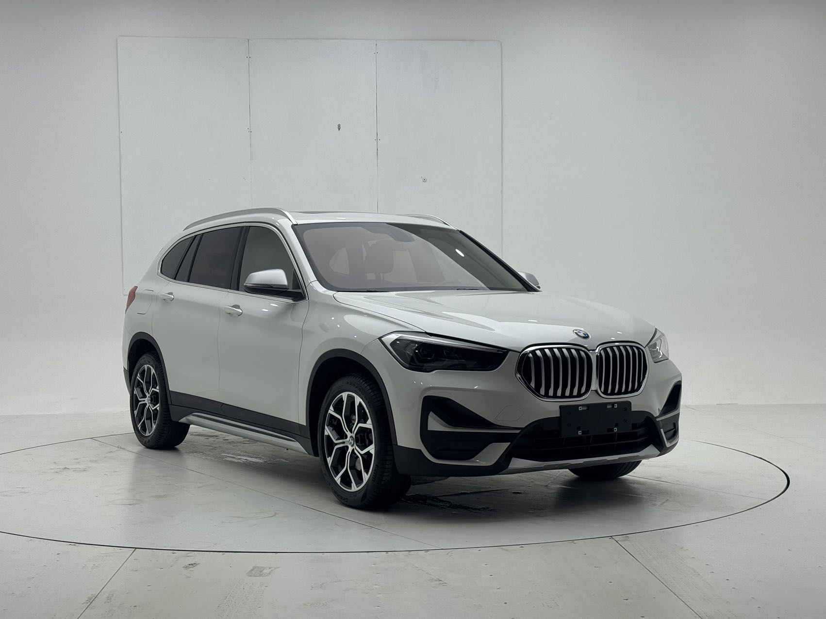 BMW X1 2022 car image #3