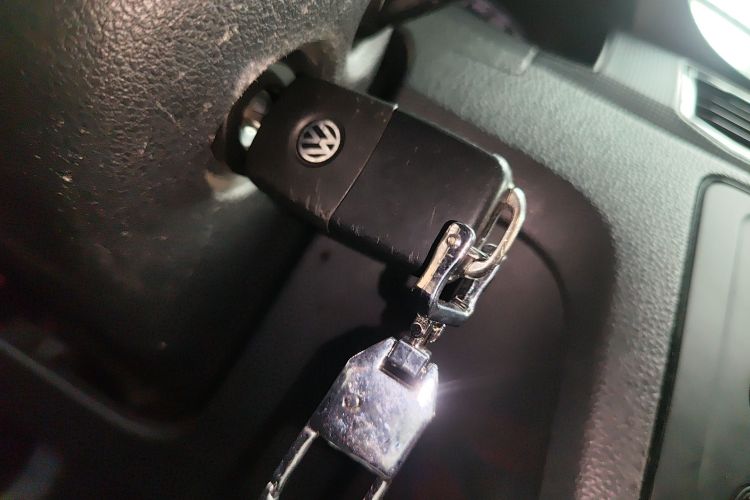 Volkswagen Santana 2019 car image #9