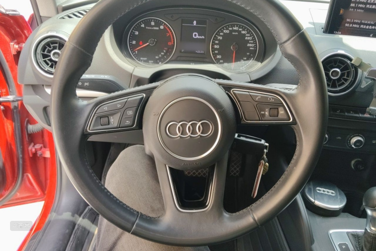 Audi A3 2018 #12 Audi A3 2018 car image #12