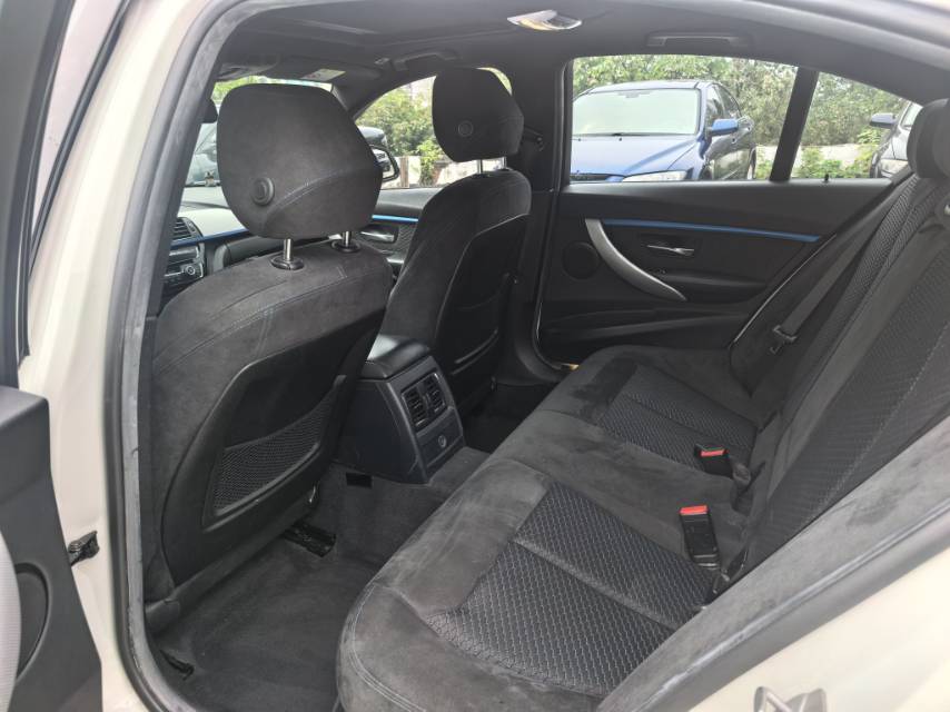BMW 3 Series 2017 #8 BMW 3 Series 2017 car image #8