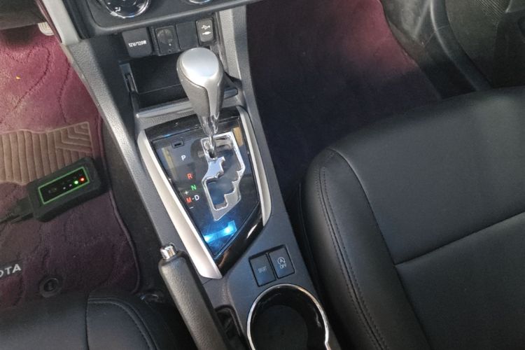 Toyota Corolla 2017 #14 Toyota Corolla 2017 car image #14