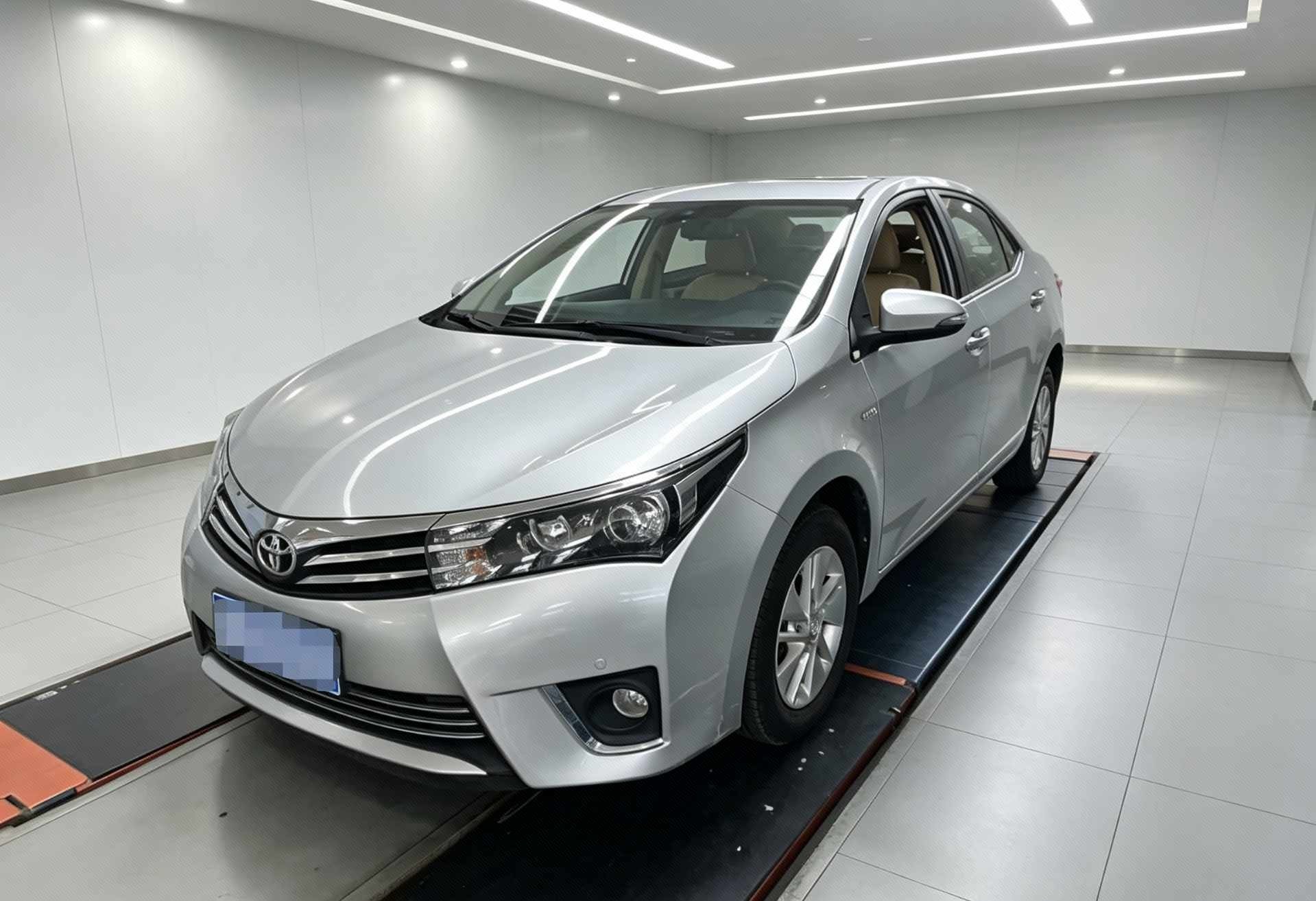 Toyota Corolla 2015 Toyota Corolla 2015 car image
