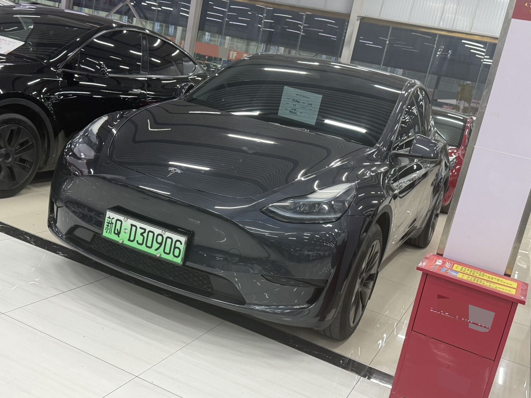 Tesla Model Y 2024 car image 