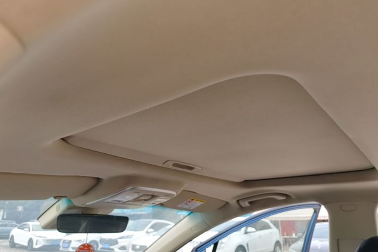 GEELY Emgrand GS 2020 car image #20