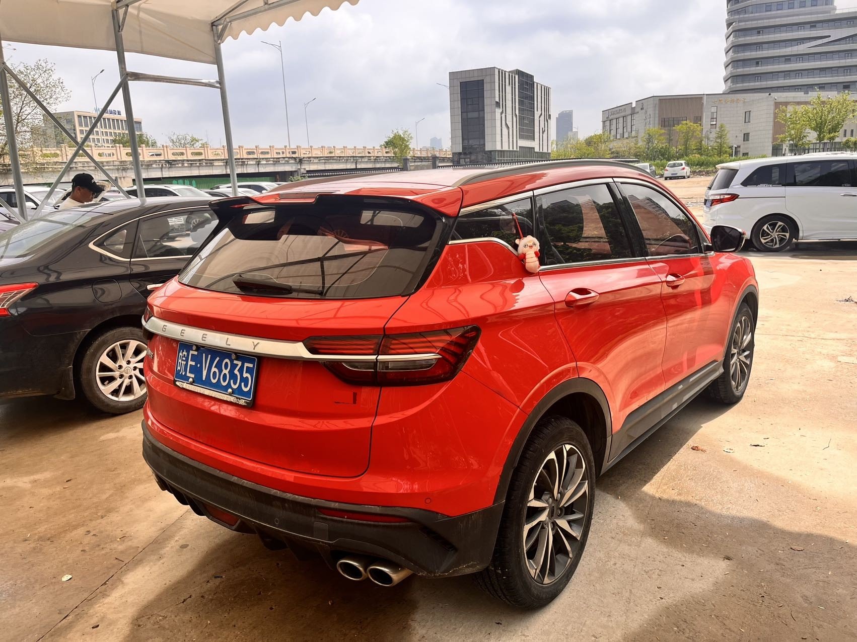 GEELY Coolray 2019 imagen de coche #8