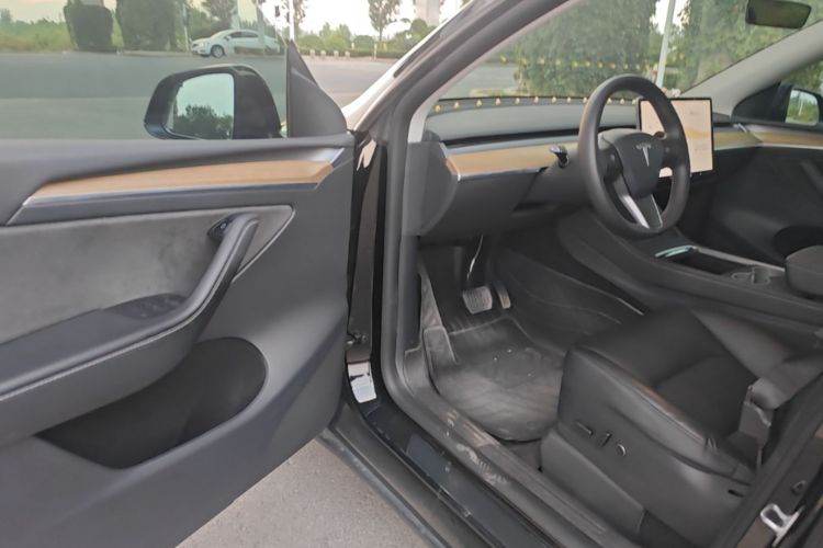 Tesla Model Y 2021 #16 Tesla Model Y 2021 immagine di auto #16