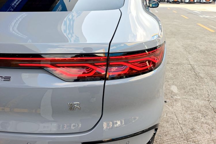 BYD Han 2024 #8 BYD Han 2024 car image #8