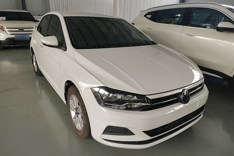 Volkswagen Polo 2023 car image #4