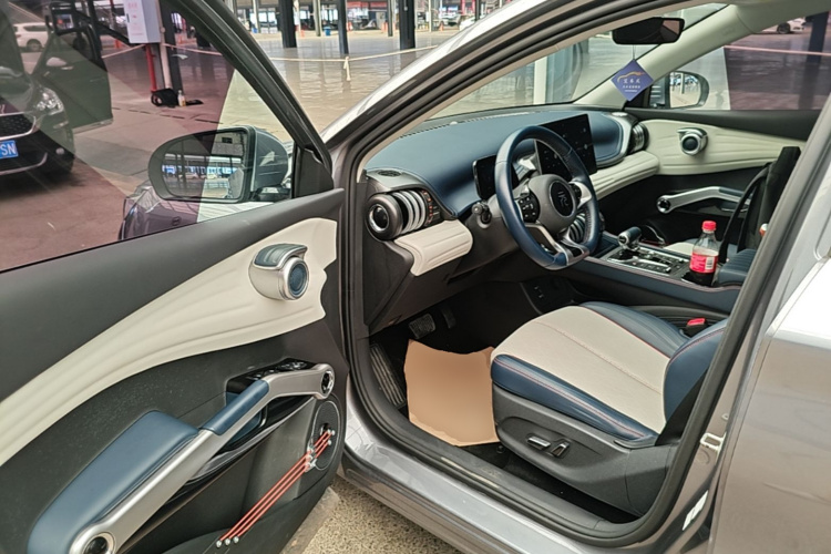 BYD Yuan Plus 2022 #12 BYD Yuan Plus 2022 car image #12